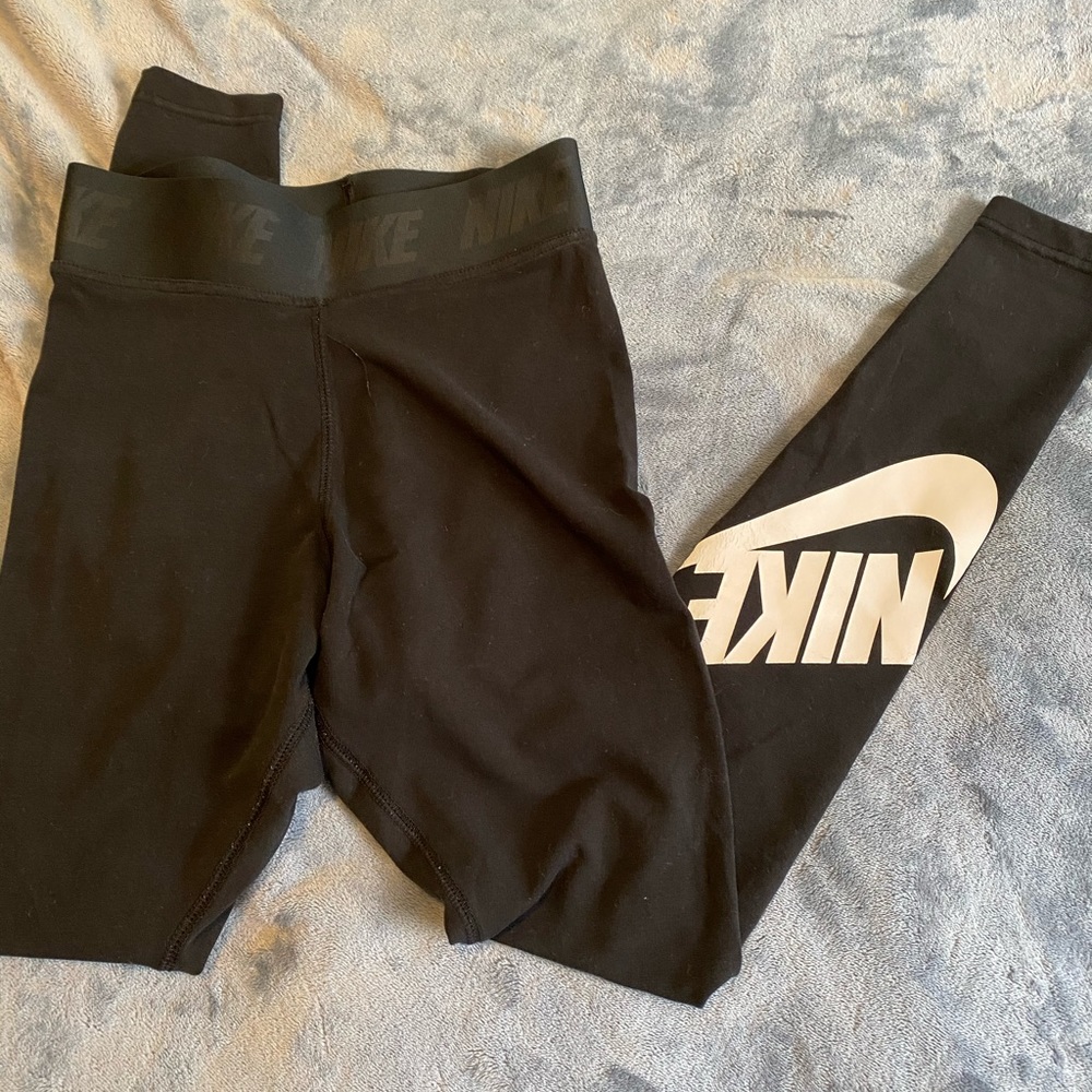Nike leggings